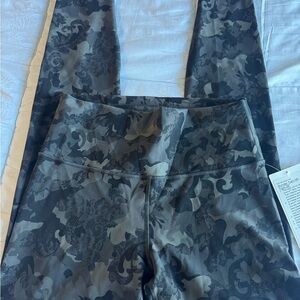 lululemon athletica Camouflage Leggings - Black and Gray
